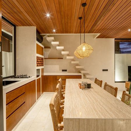 Blacksand Villas Echo Beach Canggu Esterno foto